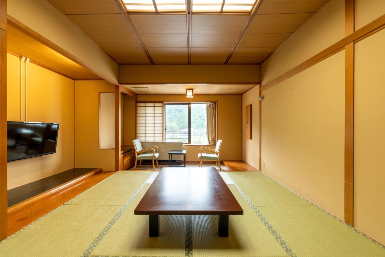 Ooedo Onsen Monogatari Kounkaku Hotel Osaki  Bagian luar foto