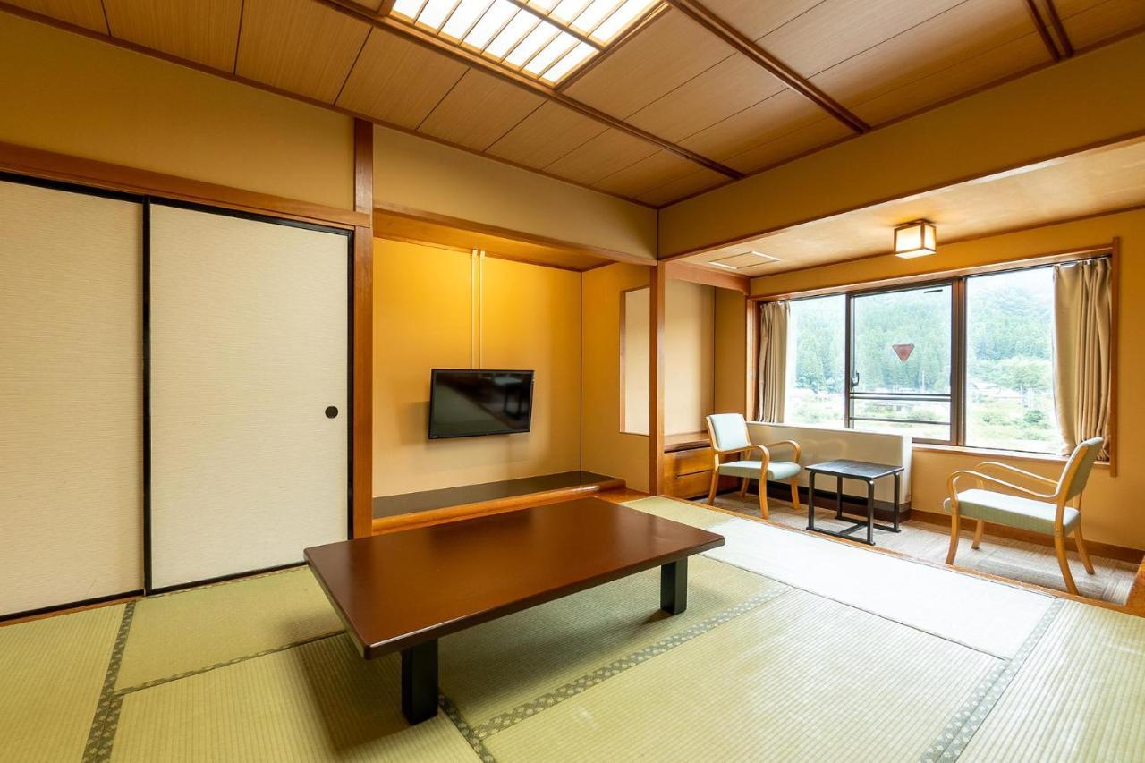 Ooedo Onsen Monogatari Kounkaku Hotel Osaki  Bagian luar foto