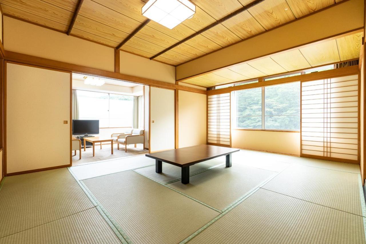 Ooedo Onsen Monogatari Kounkaku Hotel Osaki  Bagian luar foto