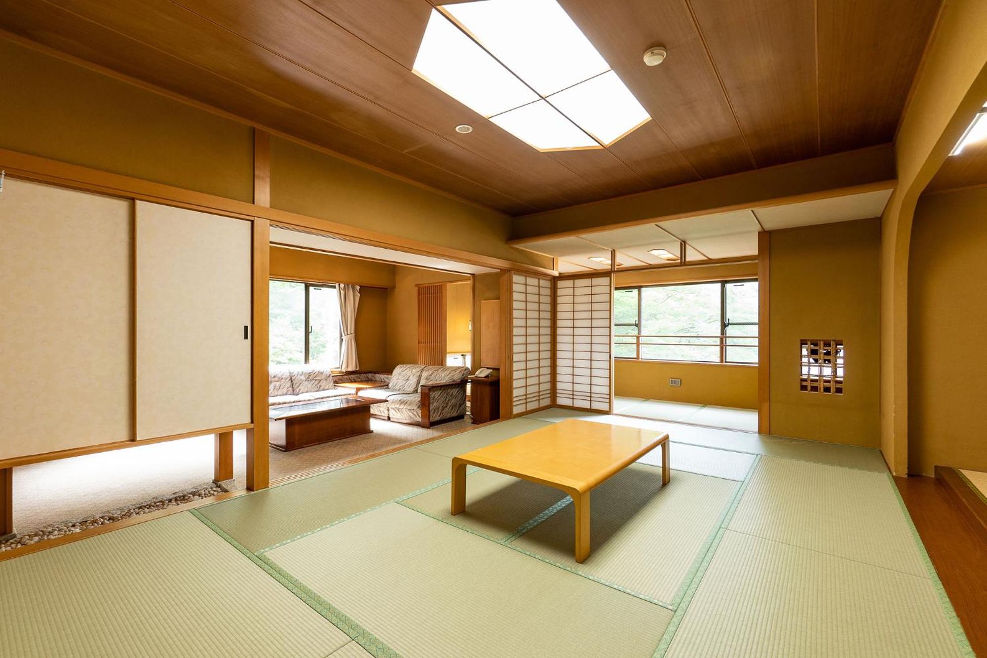 Ooedo Onsen Monogatari Kounkaku Hotel Osaki  Bagian luar foto