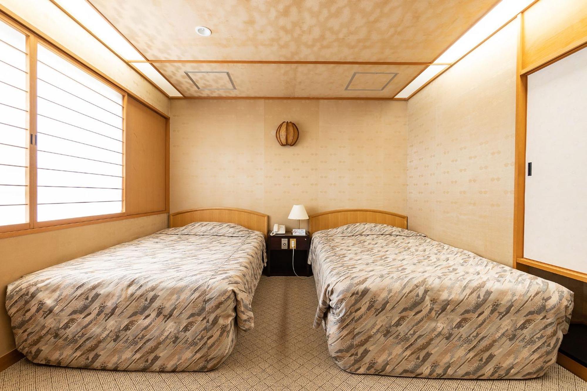 Ooedo Onsen Monogatari Kounkaku Hotel Osaki  Bagian luar foto