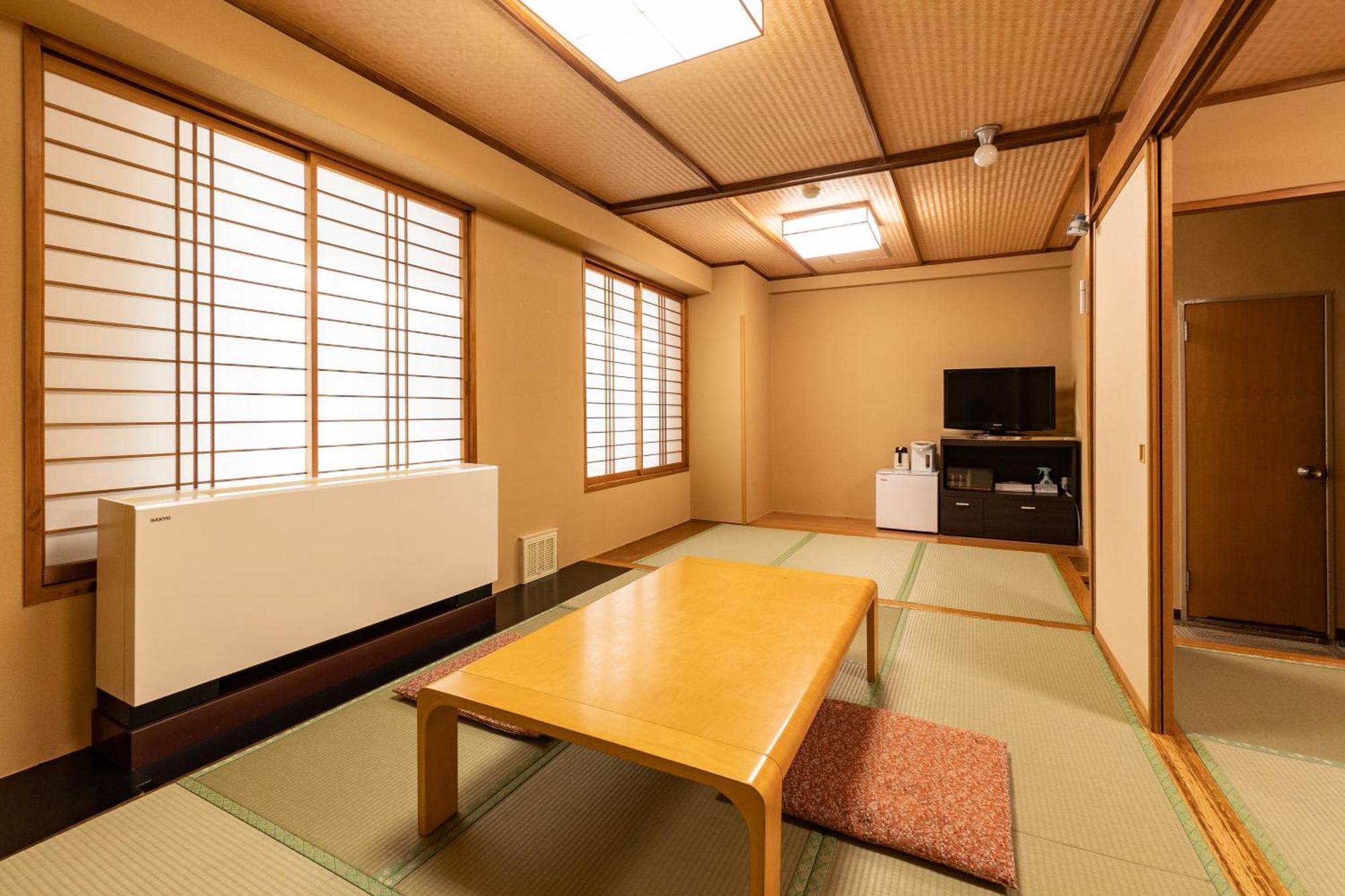 Ooedo Onsen Monogatari Kounkaku Hotel Osaki  Bagian luar foto